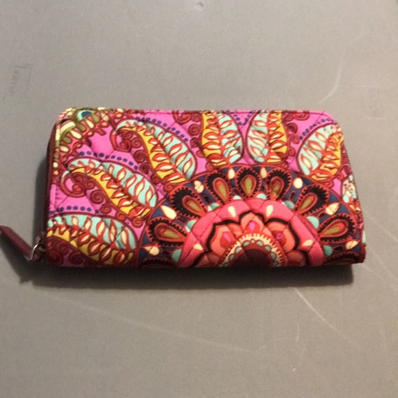 Vera Bradley wallet - Picture 2 of 7